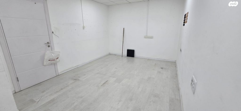 משרדים, אזור תעשיה כרמיאל, כרמיאל