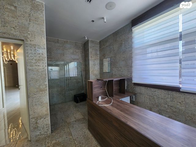 משרדים, אזור תעשיה כרמיאל, כרמיאל