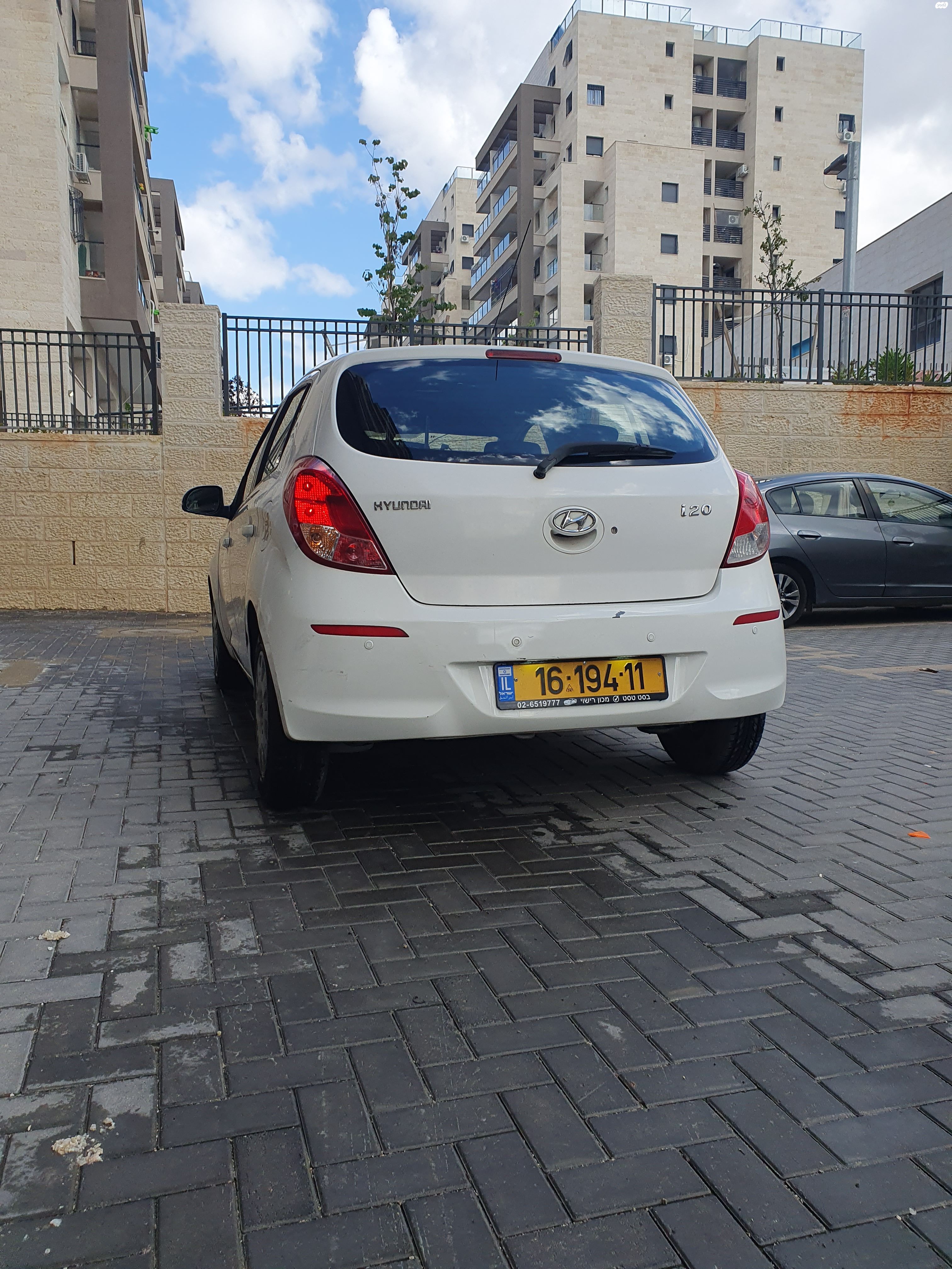 מודעת רכב יונדאי i20