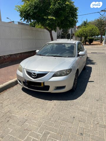מודעת רכב מאזדה 3
