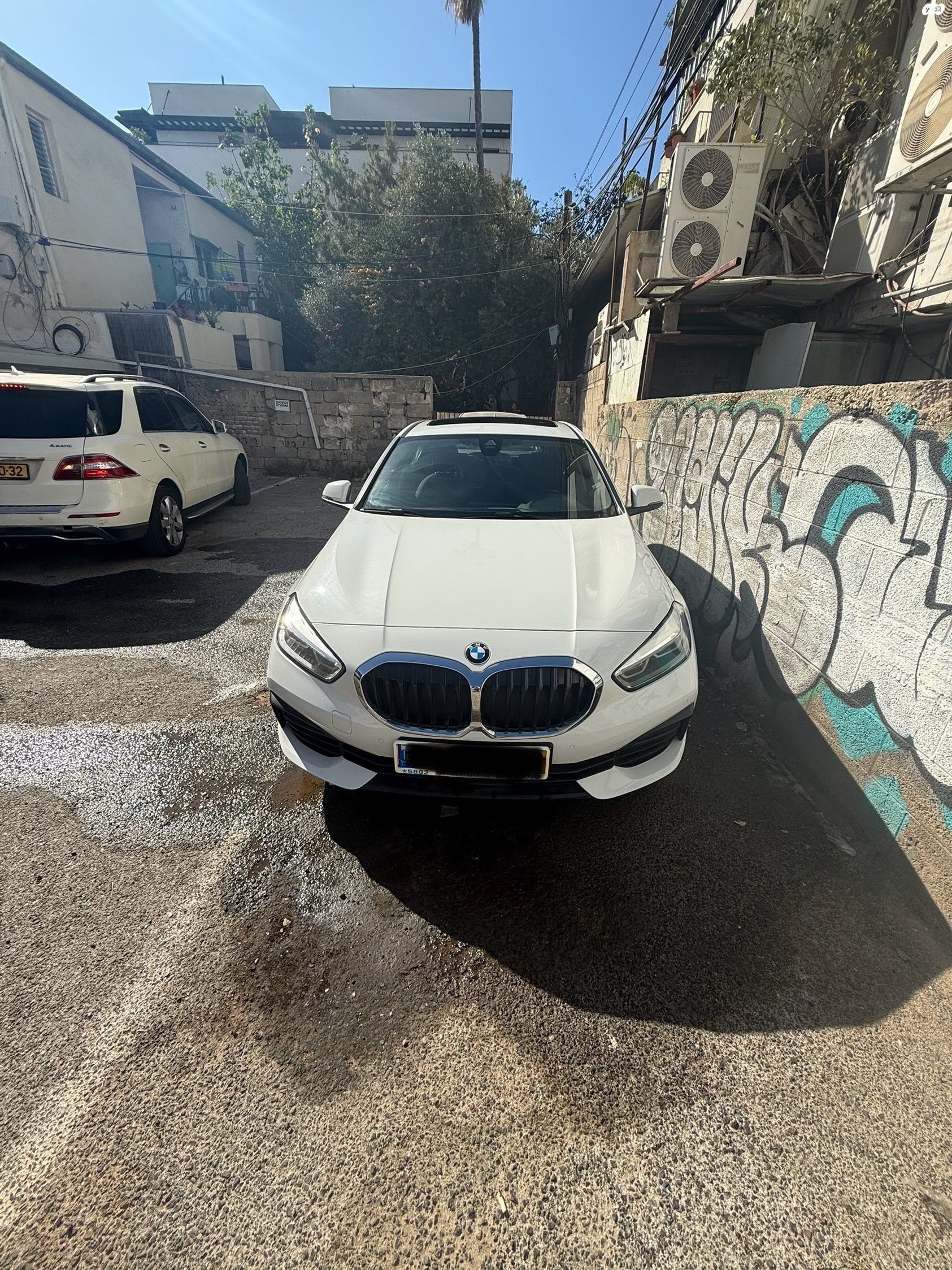 מודעת רכב ב מ וו סדרה 1