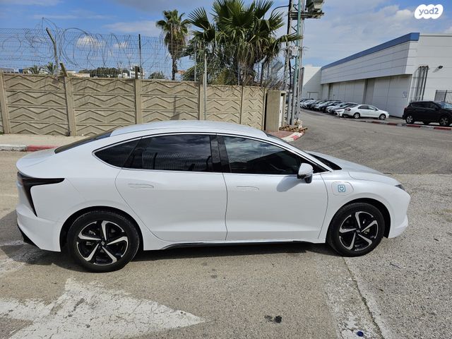 מודעת רכב אי.וי איזי  Limo