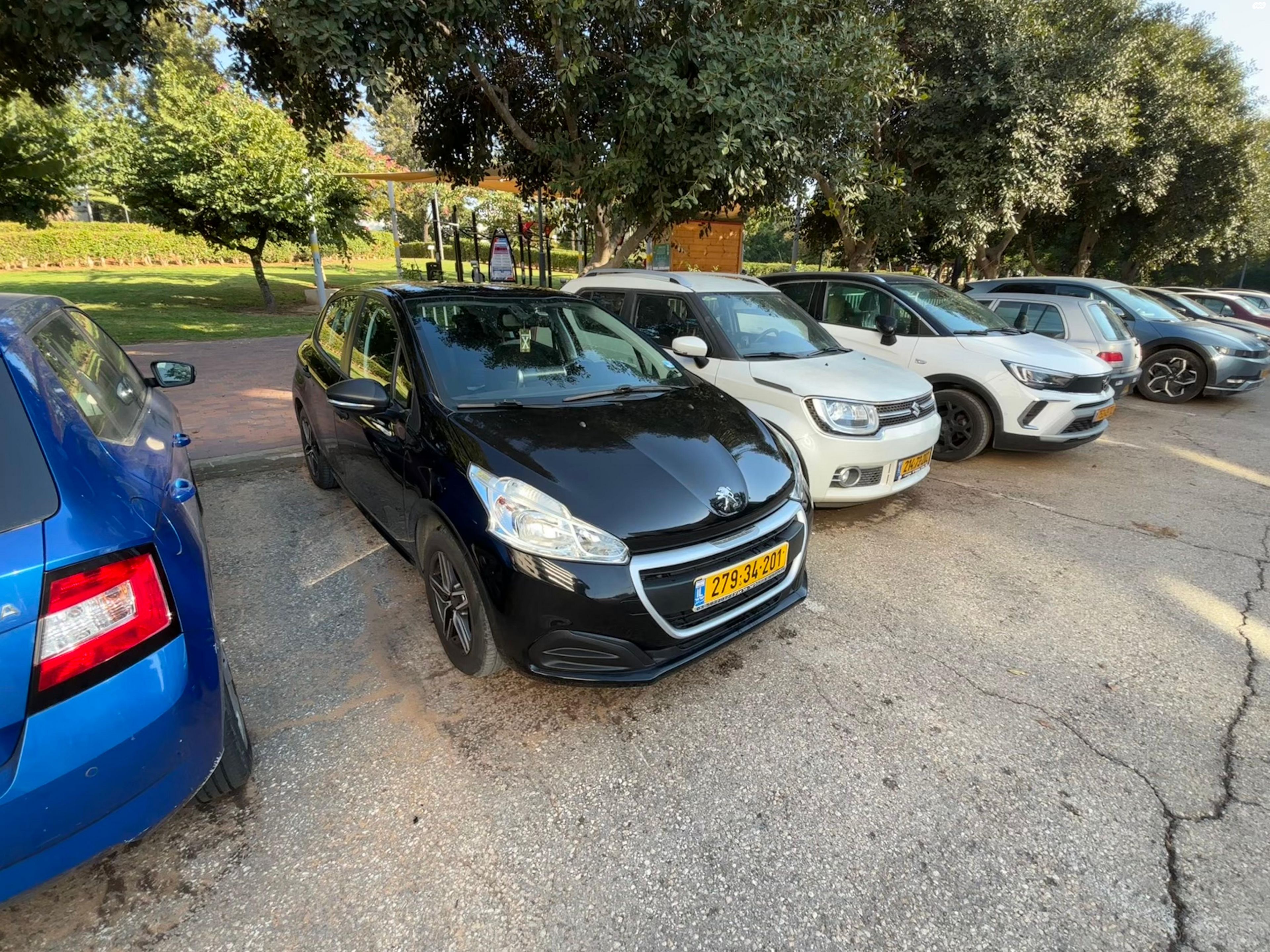 מודעת רכב פיג'ו 208