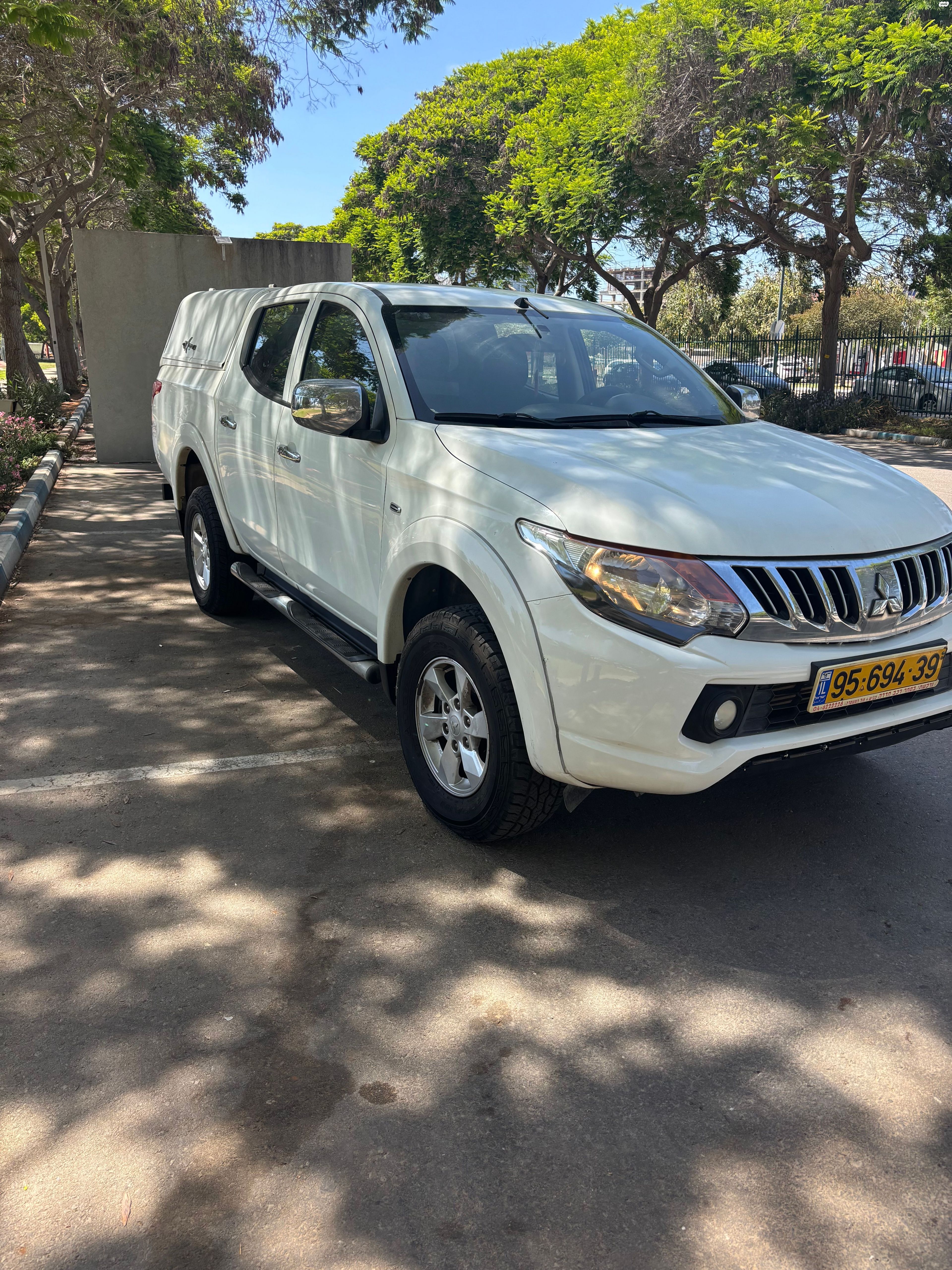 מודעת רכב מיצובישי טרייטון / L200