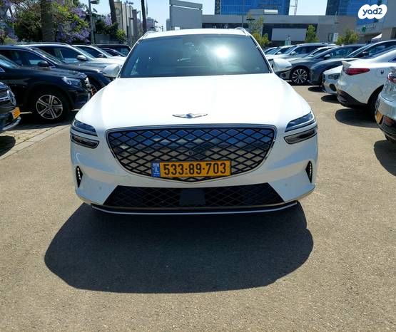 מודעת רכב ג'נסיס GV70