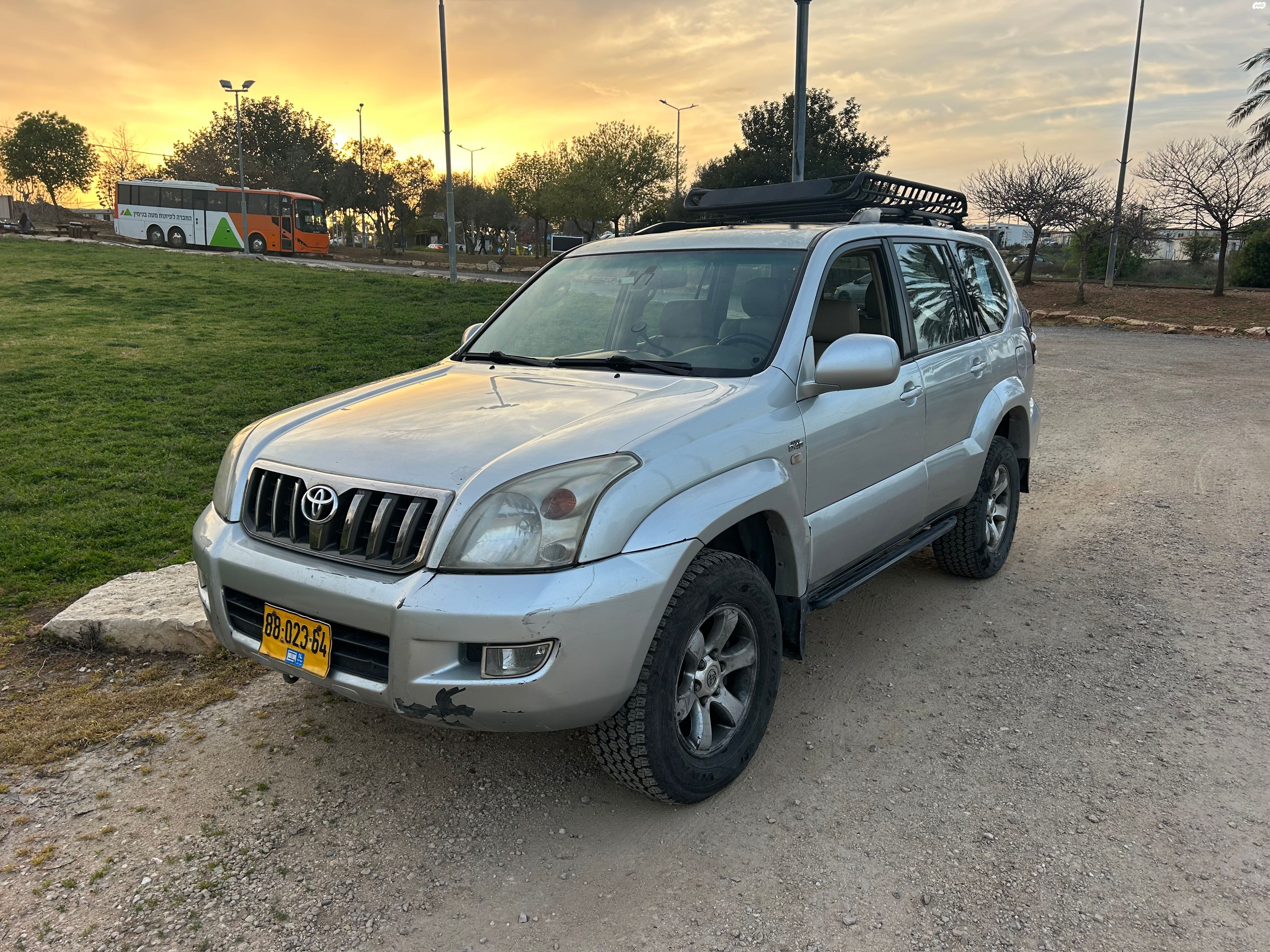 מודעת רכב טויוטה לנד קרוזר