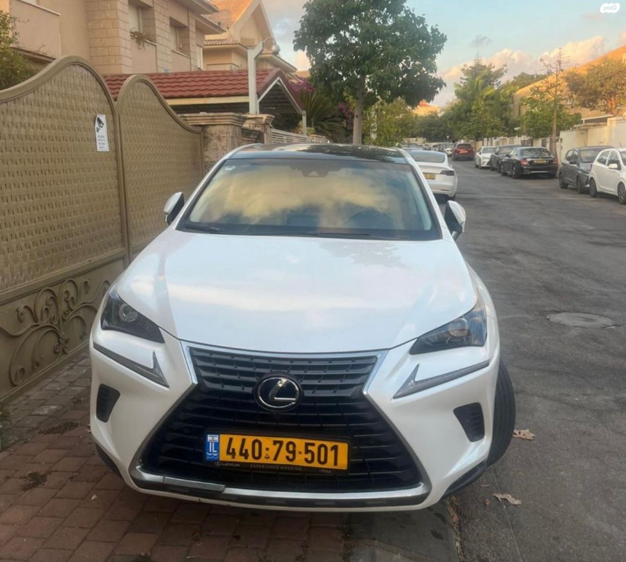 מודעת רכב לקסוס NX