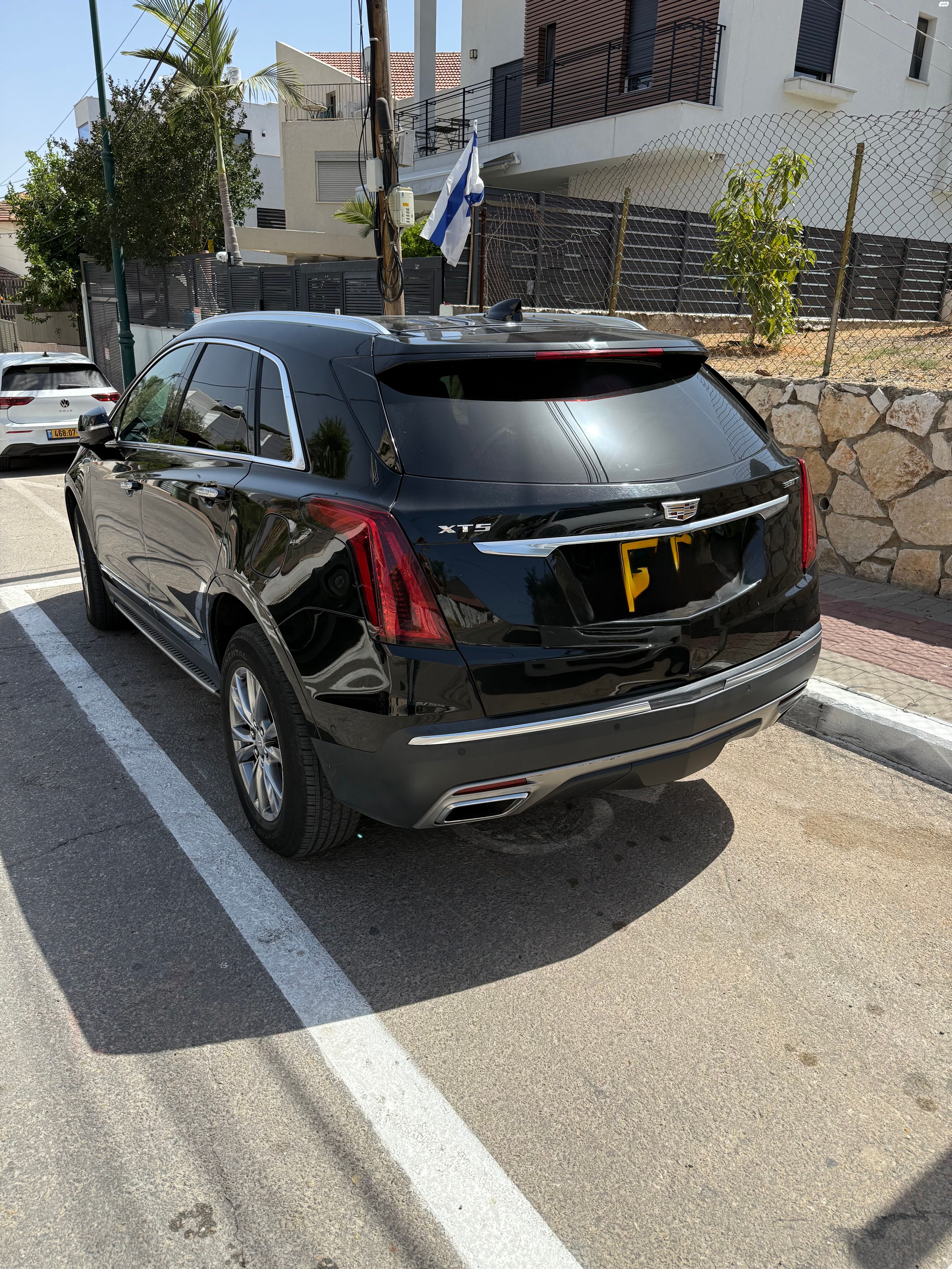 מודעת רכב קאדילק XT5