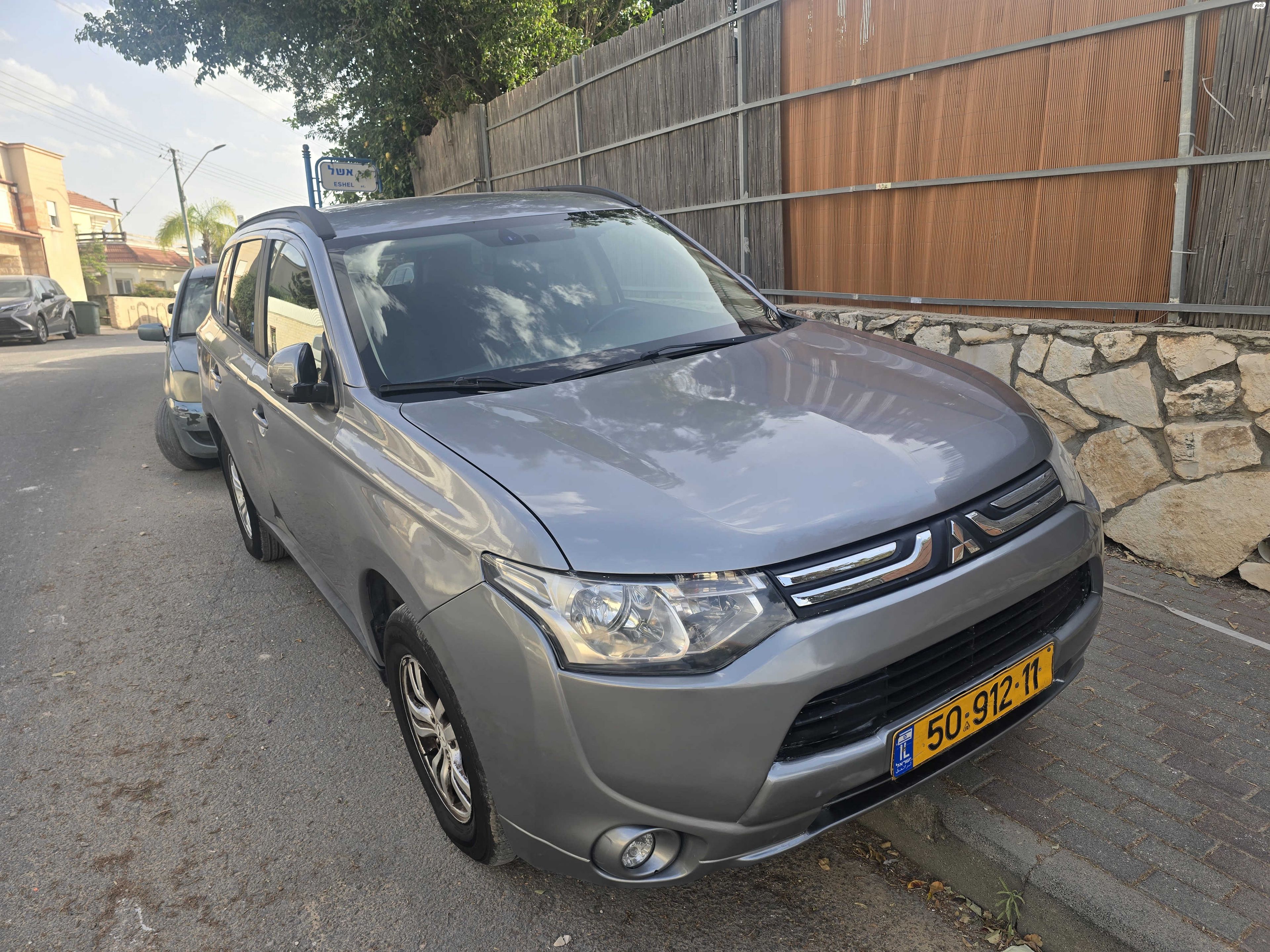 מודעת רכב מיצובישי אאוטלנדר