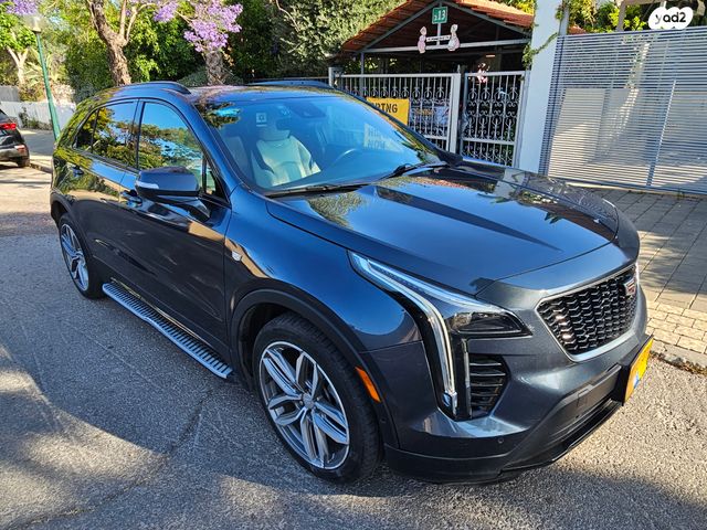 מודעת רכב קאדילק XT4