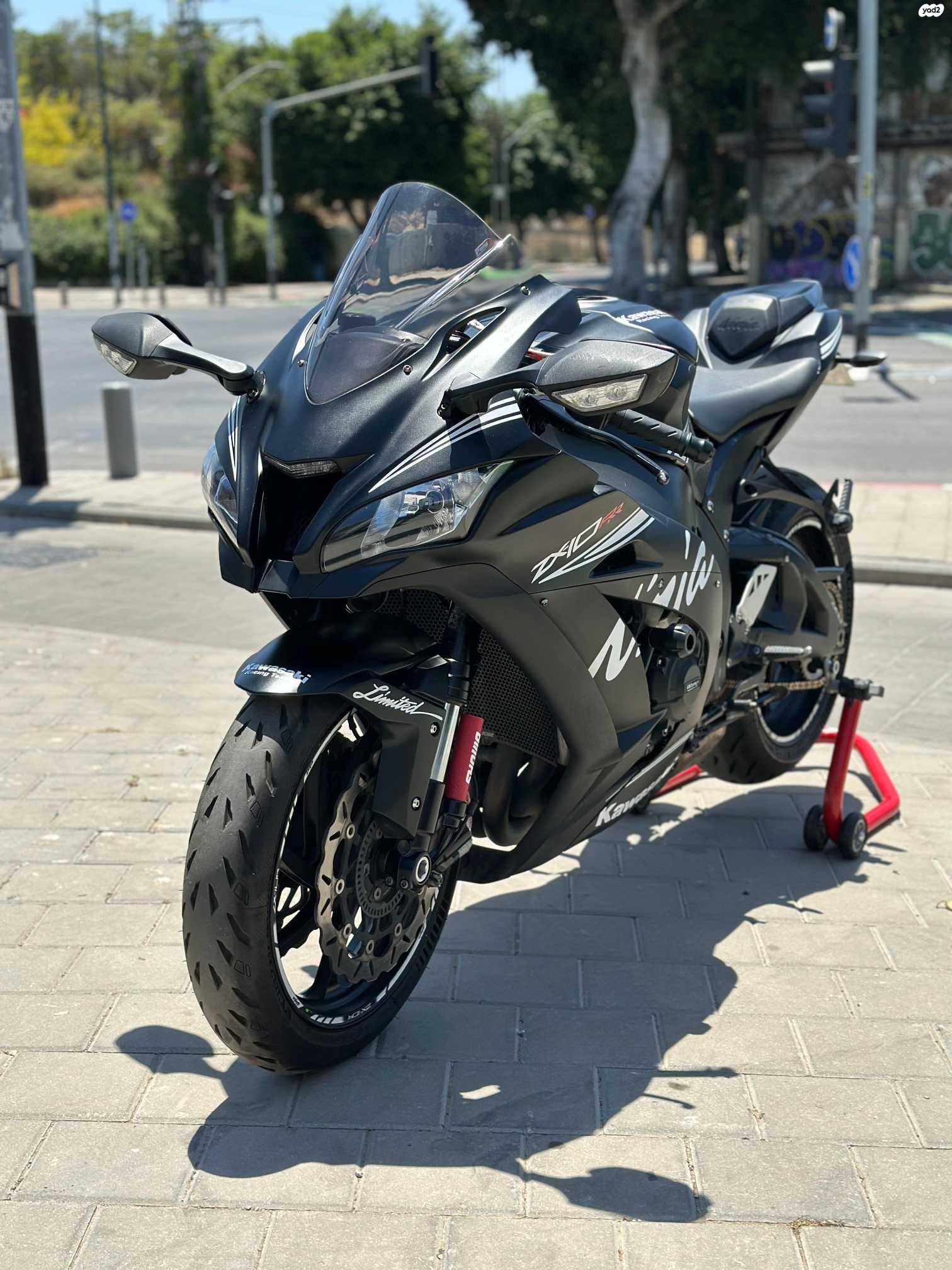 מודעת רכב קאוואסאקי נינג'ה ZX 10R