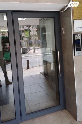 בן יהודה 36