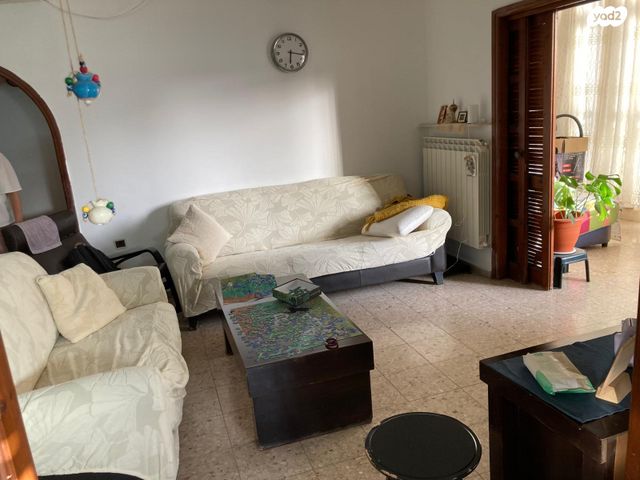 דירה, הברון הירש, קרית משה, ירושלים