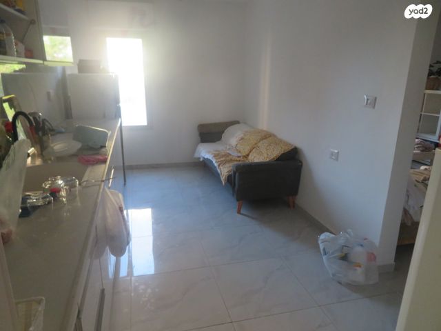 דירה, רחבת יפתח הגלעדי, מלכי ישראל, קרית גת