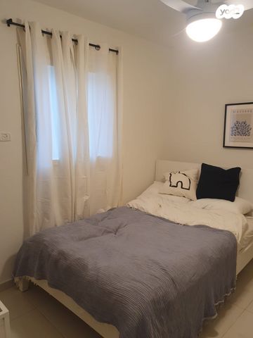 בית פרטי/ קוטג', אדמית