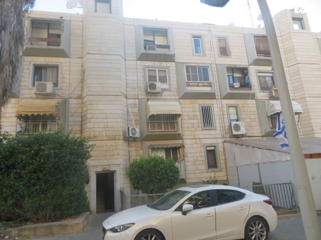 דירה, רחבת יפתח הגלעדי, מלכי ישראל, קרית גת