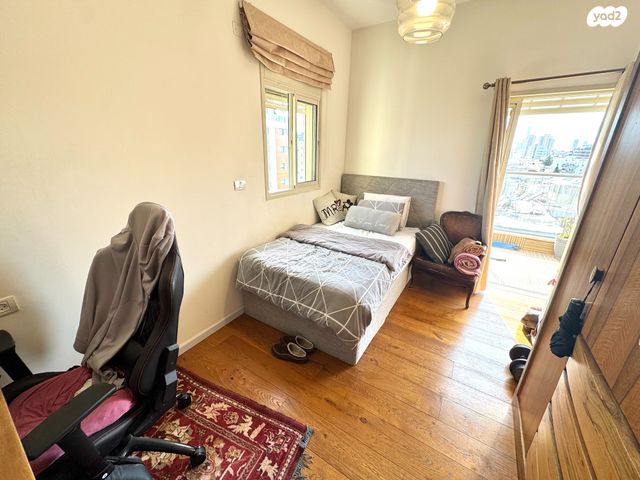 גג/ פנטהאוז, השר משה 79, נגבה, רמת גן