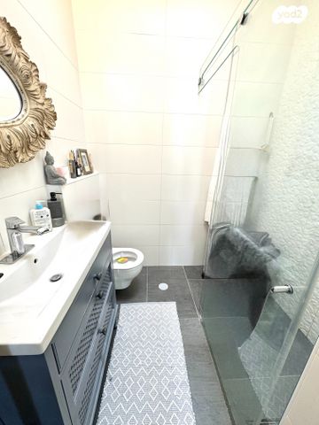 גג/ פנטהאוז, השר משה 79, נגבה, רמת גן