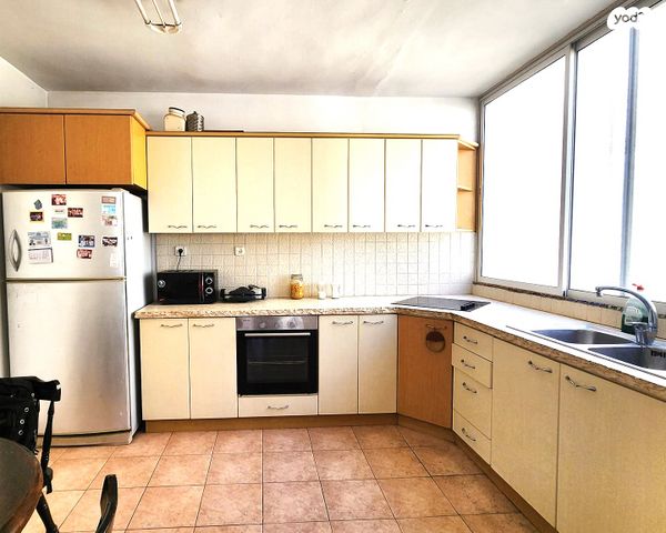 דירה, הגר"א, פועלים ד, כפר סבא