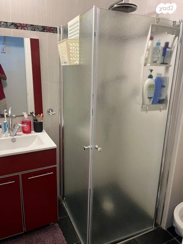 דירה, שכונה ב', באר שבע