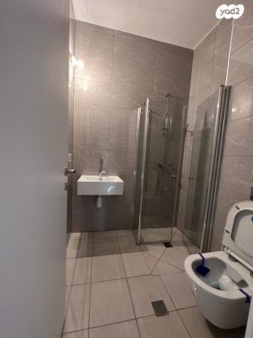 דירה, אור ים, אור עקיבא