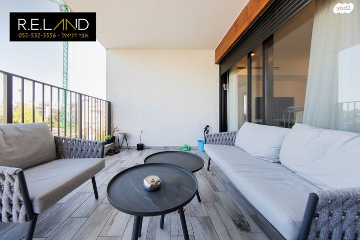 דירה, הרא"ה 240, אזור הבילויים, רמת גן