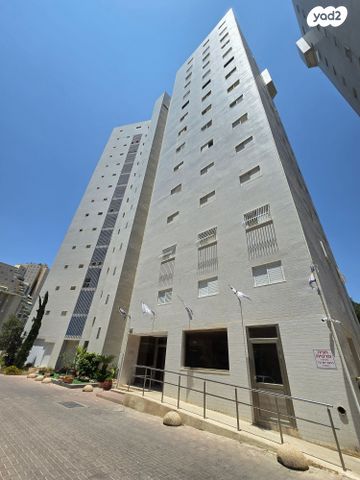 דירה, העיר העתיקה, רמב"ם, דרום, באר שבע