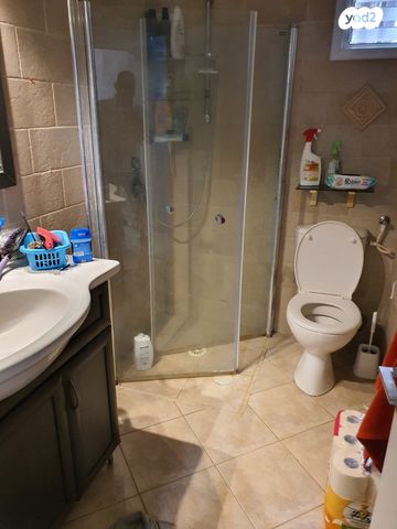 דירה, המלבן, הל"ה, גבעתיים