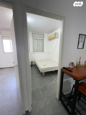 דירה, אליהו הנביא, שכונה ד', באר שבע