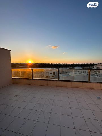 דירה, אור ים, אור עקיבא