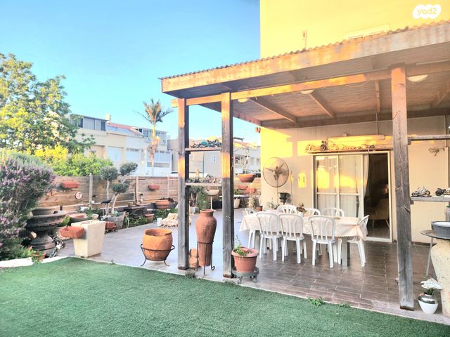 בית פרטי/ קוטג', הנס, נאות המכבים, גן יבנה