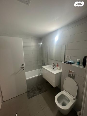 דירה, אייזיק רמבה 9, נוף הטיילת, נתניה