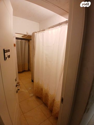 דירה, האר"י 16, רמת חן ובן ציון, נתניה