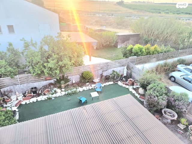 בית פרטי/ קוטג', הנס, נאות המכבים, גן יבנה