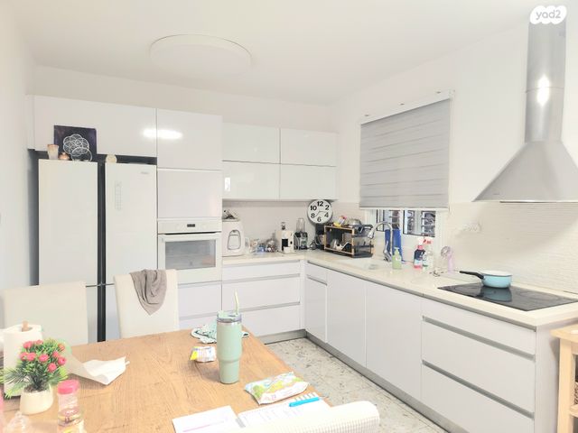 בית פרטי/ קוטג', הנס, נאות המכבים, גן יבנה