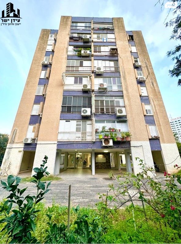 דירה, הגיבור האלמוני 44, יד אליהו, תל אביב יפו