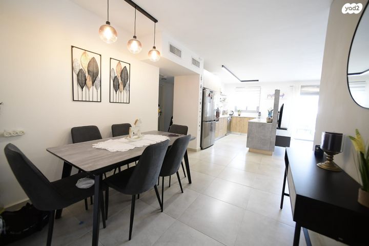 דירת גן, גרגר הנחלים, שחמון, רובע 2, אילת