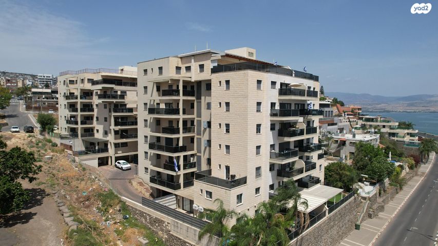 הצנחנים 