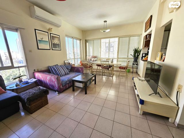 דירה, המעגל, שכונת חשמונאים, מרכז העיר א, רמת גן