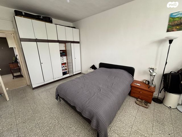 דירה, הרבי מקארלין, צהלון, שיכוני חסכון, תל אביב יפו