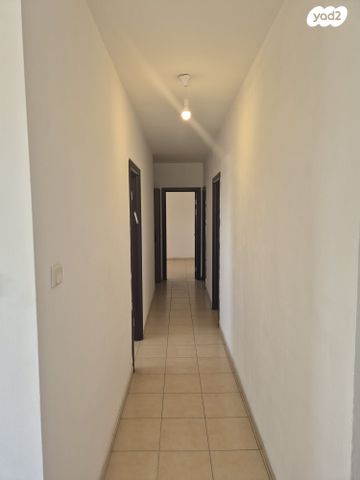 דירה, רינה ניקובה, פסגת זאב, ירושלים