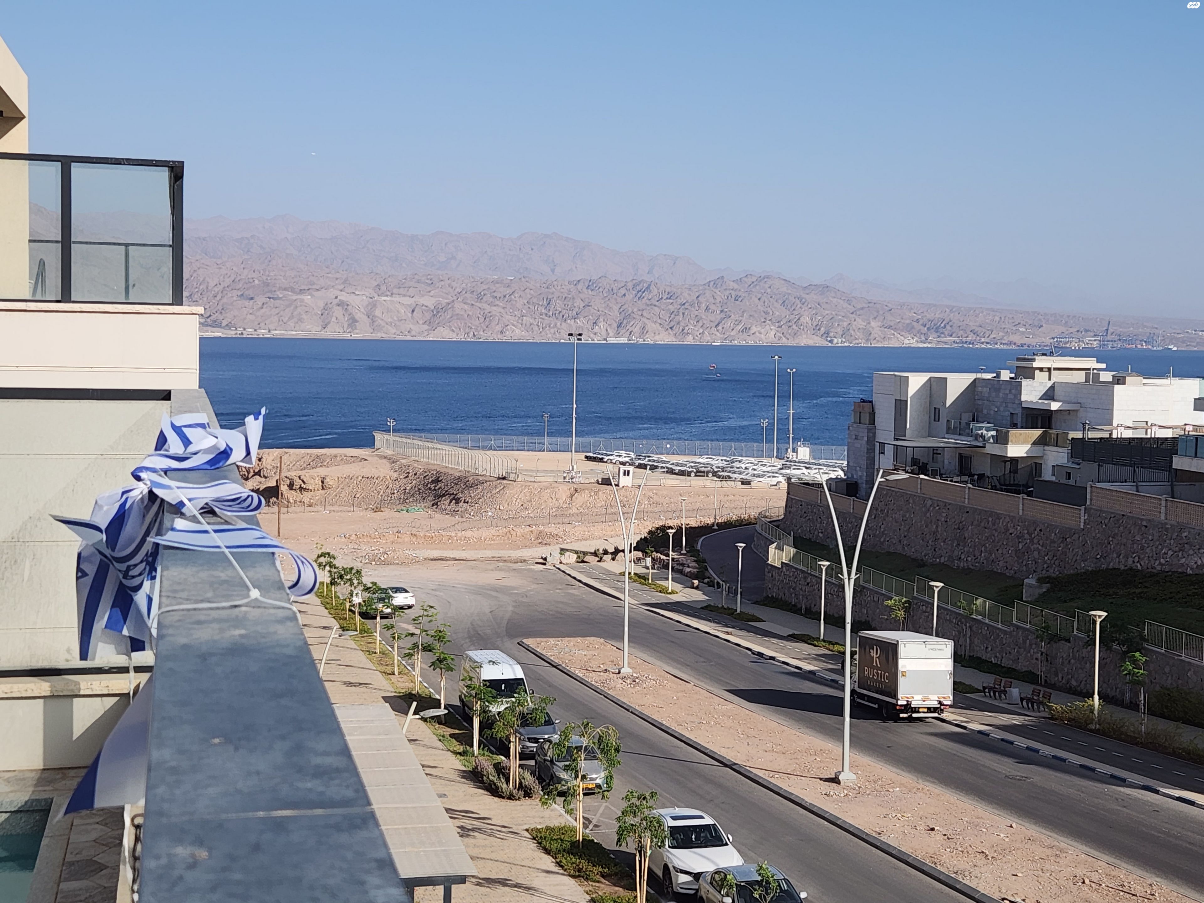 גג/ פנטהאוז