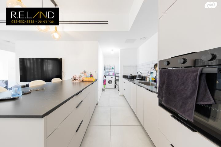 דירה, הרא"ה 240, אזור הבילויים, רמת גן