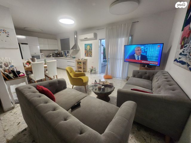 בית פרטי/ קוטג', הנס, נאות המכבים, גן יבנה