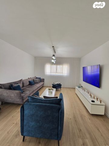 העיר העתיקה, רמב"ם, דרום