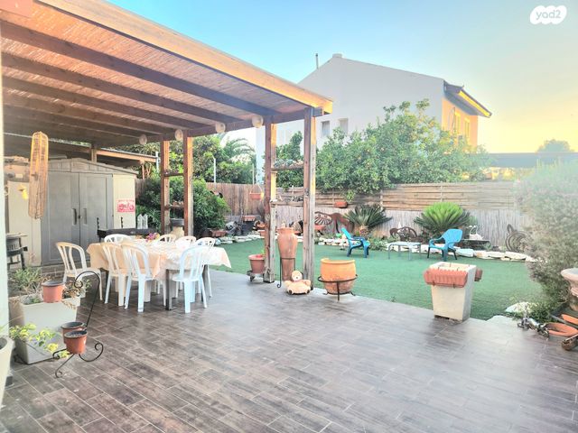 בית פרטי/ קוטג', הנס, נאות המכבים, גן יבנה