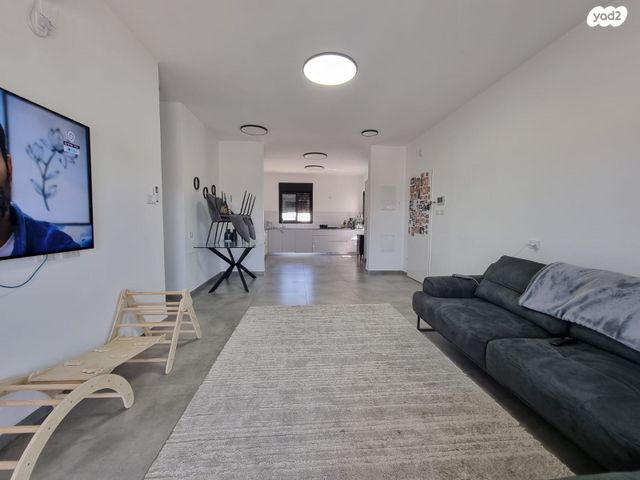 גג/ פנטהאוז, שאר העיר, מגדל העמק