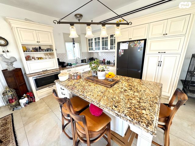 גג/ פנטהאוז, השר משה 79, נגבה, רמת גן