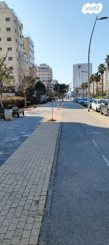 דירה, שדרות מנחם בגין 28, גבעת אולגה, חדרה