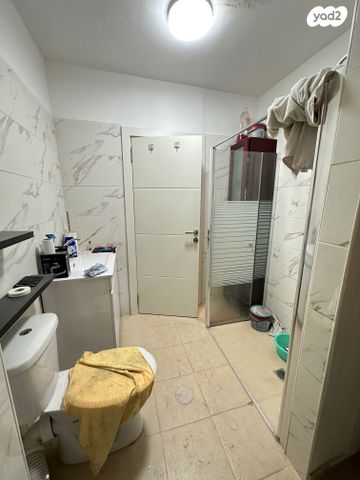 דירה, דרך ההגנה, נווה ברבור, כפר שלם מערב, תל אביב יפו